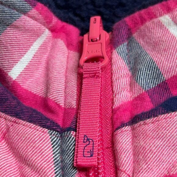 Vineyard Vines Reversible Sherpa Vest - Picture 8 of 10